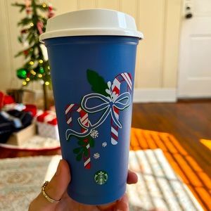 Starbucks 2021 holiday candy cane color changing cup